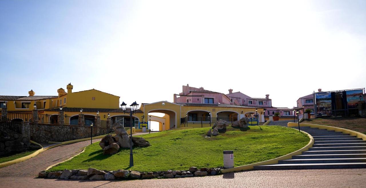 Hotiday Village Stintino Exterior foto